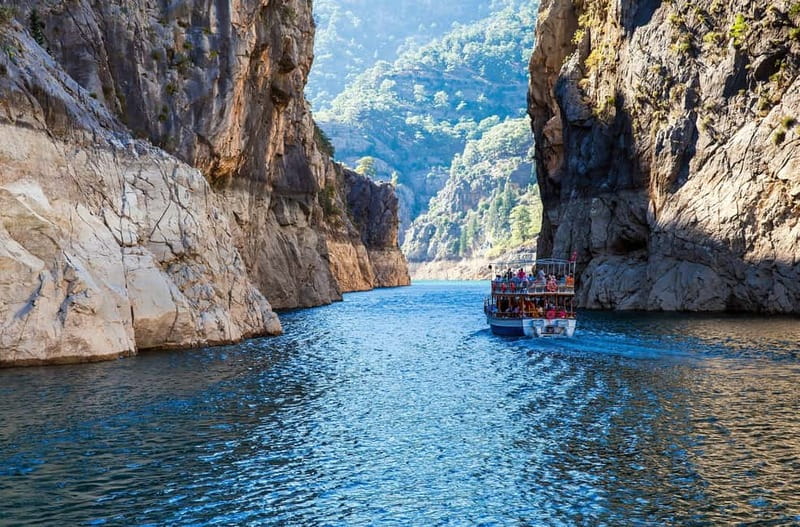 From Belek: Green Canyon Boat Trip with Lunch and Drinks - Buffet lunch beside the lake