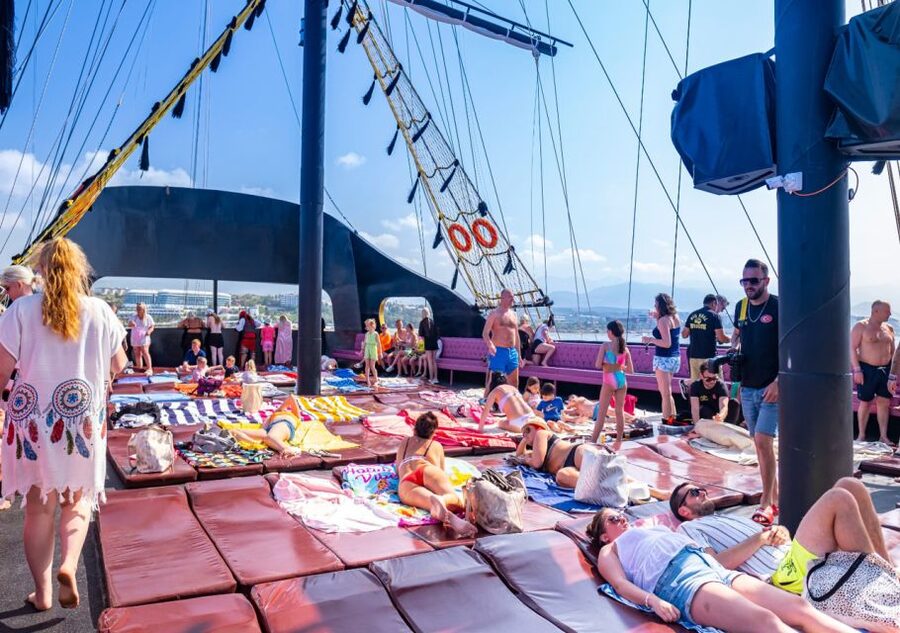 From City of Side and Alanya: Legends and Pirates Yacht Tour - First swim near Cleopatra Beach and Alanya Castle