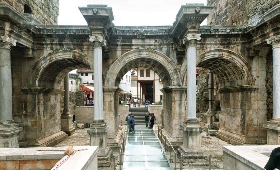 Full-Day Antalya City Tour from Side w/Boat Trip & Lunch - Market time and the useful side of shopping