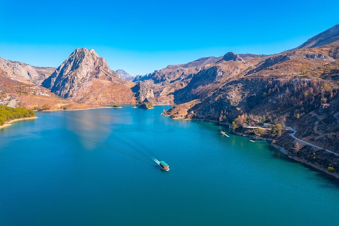 Green Canyon Boat Trip with Lunch and Unlimited Drinks - Fishing and the second two-hour cruise