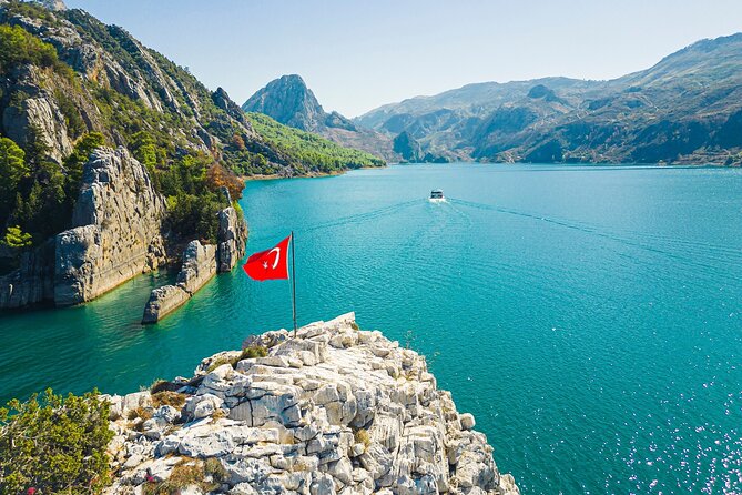 Green Canyon Boat Trip with Lunch and Unlimited Drinks - Drinks, swimming, and what to pack