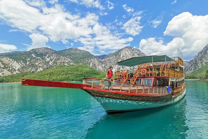 Green Canyon Boat Trip with Lunch and Unlimited Drinks - Lunch with three main choices