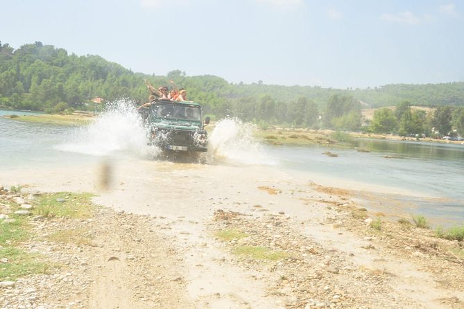 Jeep Safari Adventure around Green Canyon - Why this Green Canyon safari feels different