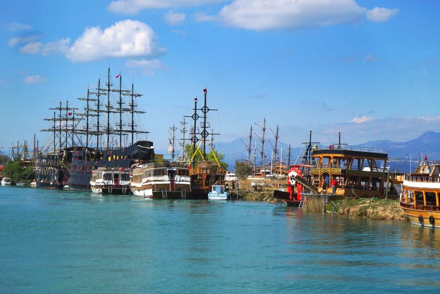 Manavgat Cruise & Grand Bazaar w/Lunch and Unlimited Drinks - Boarding the boat on the Manavgat River
