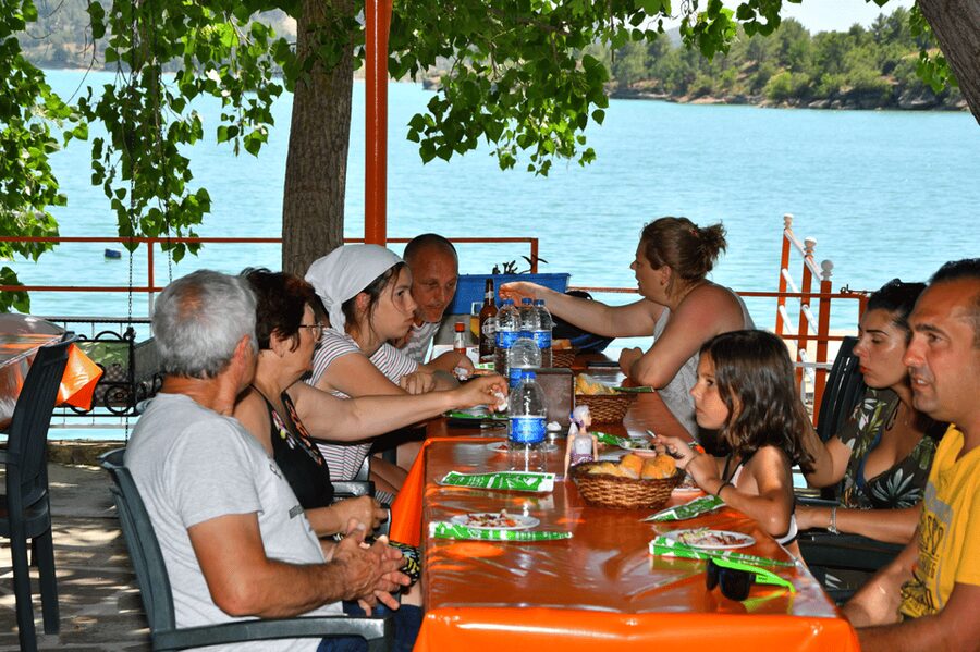 Manavgat: Guided Aqueduct, Waterfall & Green Lake Tour - Roman aqueducts and an old village house
