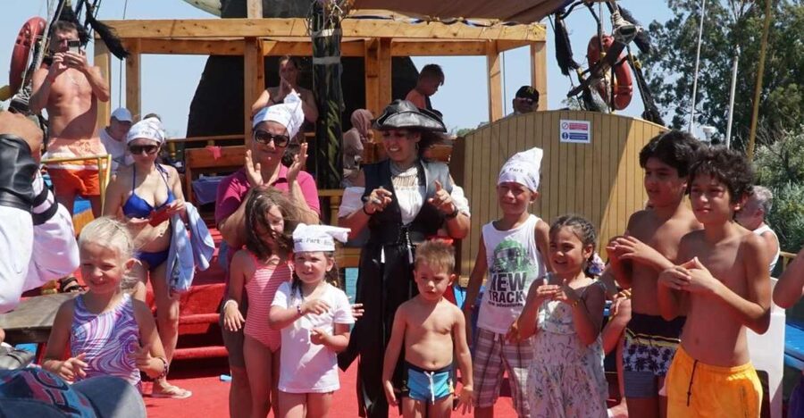 Manavgat River Boat Tour and Free Time at the Market - Key points to know