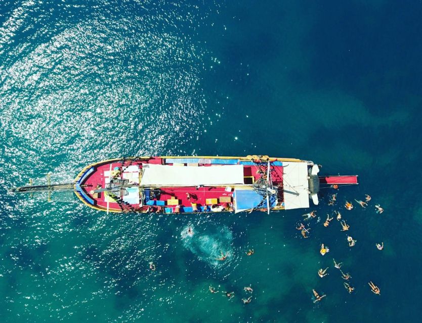 Manavgat River Boat Tour and Free Time at the Market - Lunch and swimming at the river mouth
