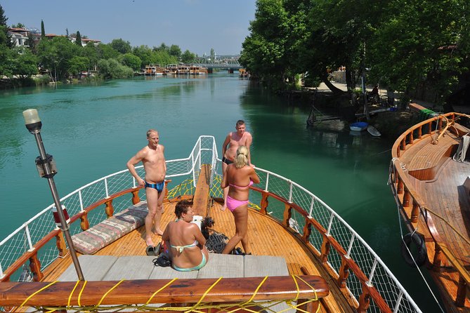 Manavgat River Boat Trip, Grand Bazaar Tour with Lunch from Side - One hour at Manavgat Market