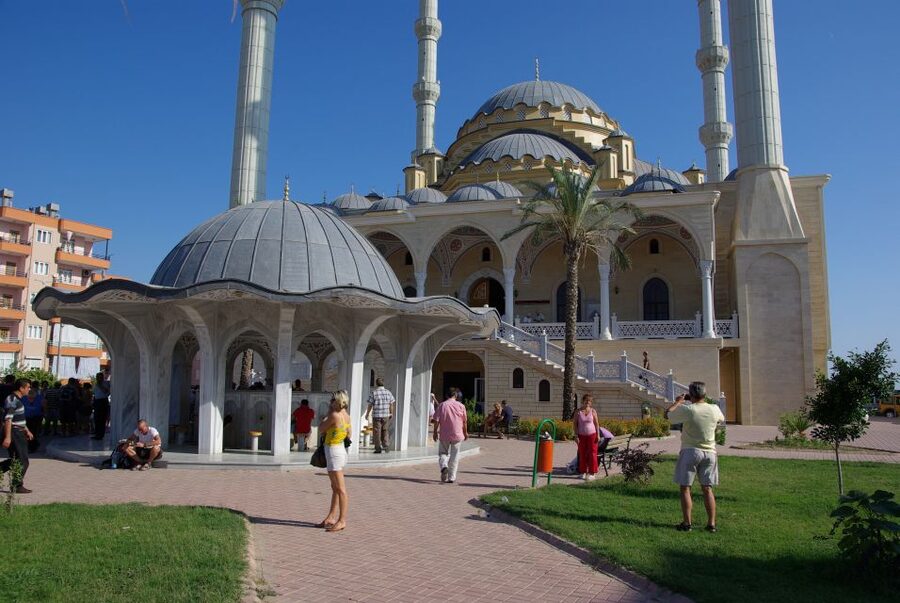 Manavgat River Cruise and Bazaar Tour w/ Lunch - A slow cruise through the Manavgat countryside