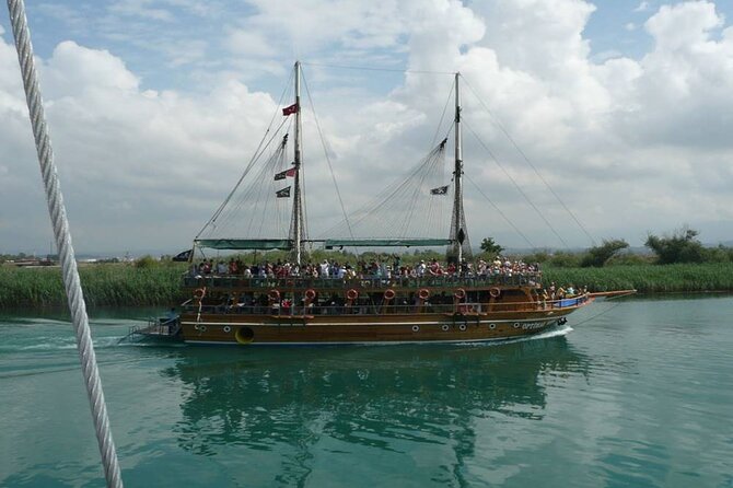 Manavgat River Cruise From Alanya w/ Hotel Transfer Service - Lunch on the boat