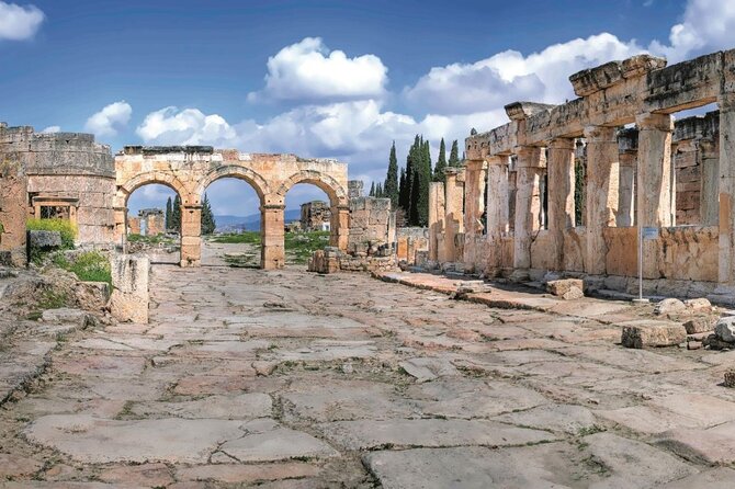 Pamukkale Hierapolis Cleopatra Pool Tour with Lunch from Antalya - Seeing Pamukkale’s white terraces