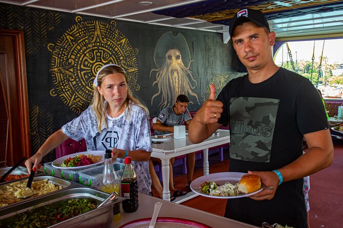Pirate Adventure Cruise incl. Lunch from Side - The treasure hunt and children’s entertainment