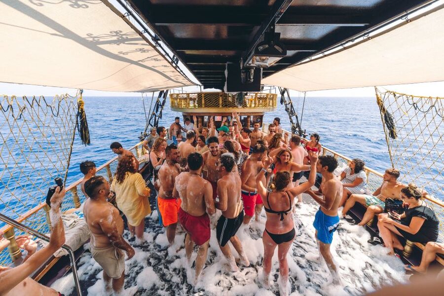 Red Dragon Pirate Boat Trip & Lunch - Key points to know before you book