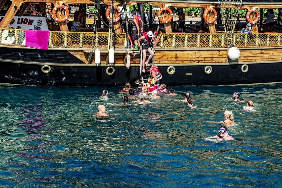 Red Dragon Pirate Boat Trip & Lunch - The pirate boat atmosphere and family appeal