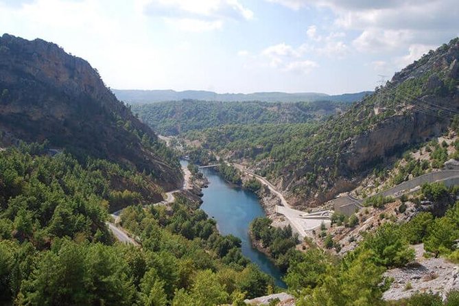 Side-Alanya: 5-Hour BoatTour inGreen Canyon with Lunch SoftDrinks - Fishing, lunch, and unlimited soft drinks