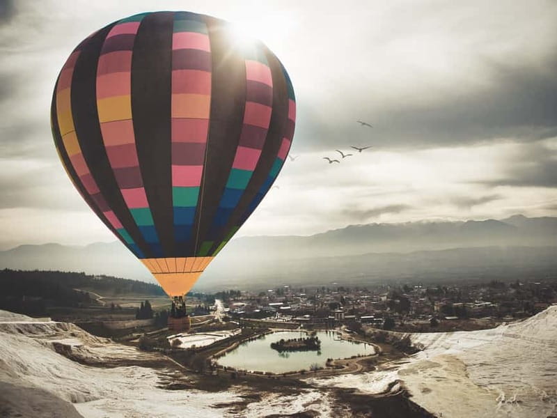 Side/Alanya: Pamukkale Hot Air Balloon Flight w/Lunch - Walking through ancient Hierapolis