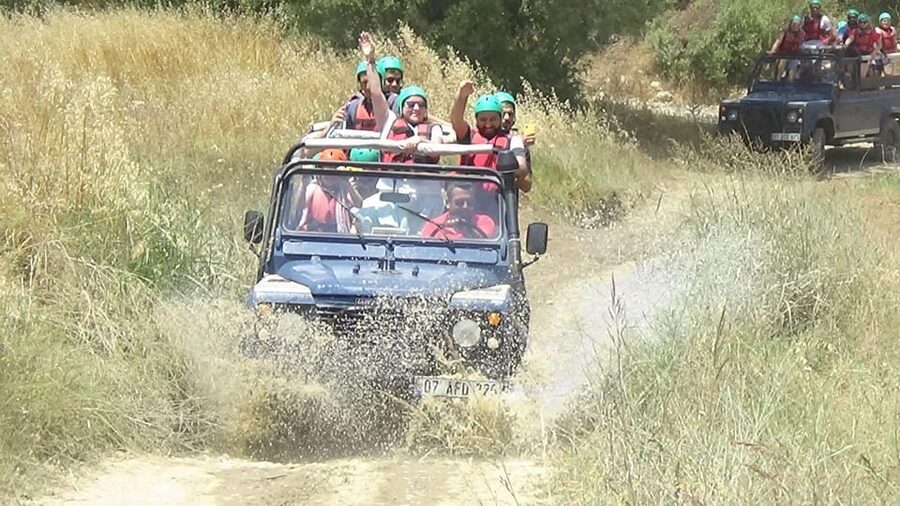 Side&Alanya:Rafting,Jeep,Quad/Buggy Safari/Zipline wLunch - Getting ready beside Köprülü Canyon