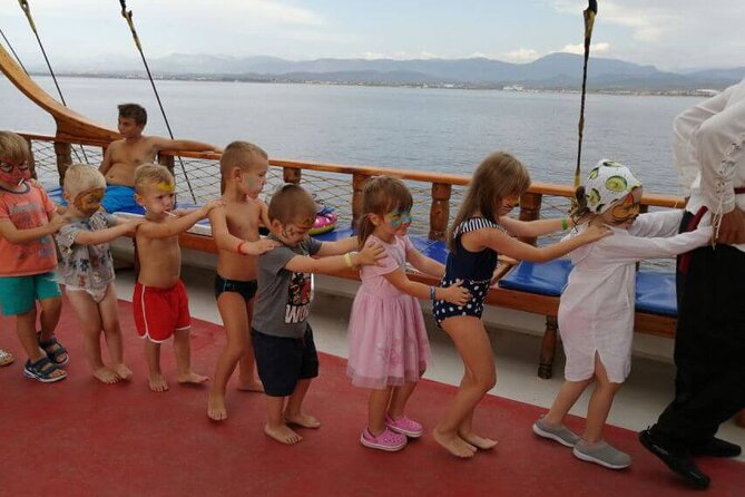 Side: Dolphin Island Boat Tour with Foam Party and Lunch - What the $30 price really covers