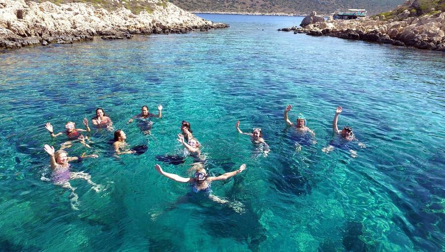 Side: Dolphin Island Boat Trip with Lunch & Unlimited Drinks - The Manavgat River mouth swim stop