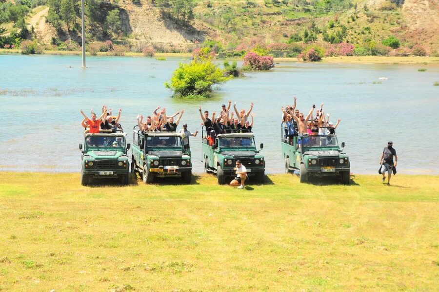 Side: Green Canyon and Waterfall Jeep Safari with Lunch - The Taurus Mountains and the first off-road run