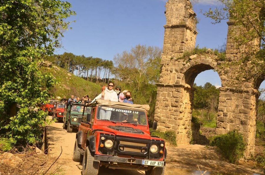 Side Green Canyon Off-Road Jeep Safari Adventure with Lunch - Key points to know before you book