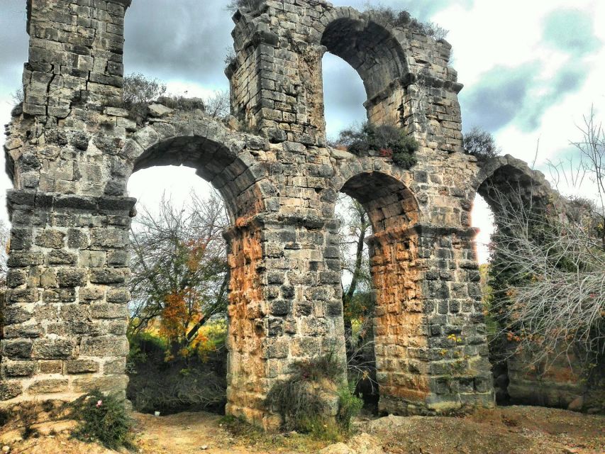 Side:Green Lake Mix Tour - A Day of Nature History & Culture - A short visit to Manavgat’s central mosque