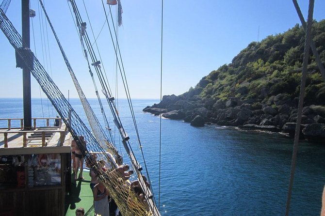 Side Lazy Day Boat Trip - Starting at 8:30 am with hotel pickup
