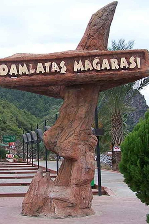 Side Mix Tour: Cabrio Safari & Green Canyon Boat & Waterfall - Guide languages, pickup, and the practical details