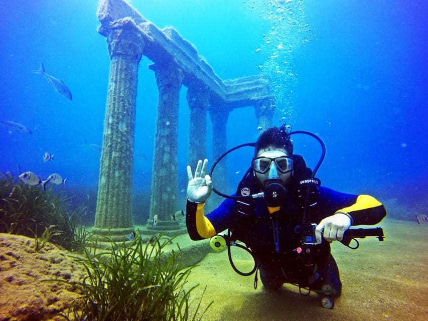 Side: Scuba Diving Tour Journey To The Depths Of The Blue - Your first 20-minute underwater session