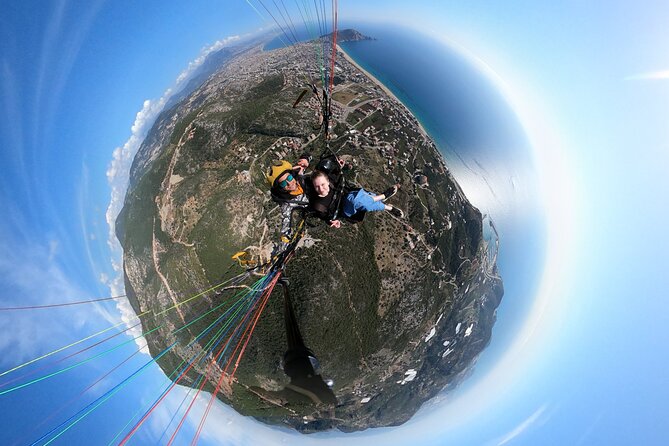Tandem Paragliding in Alanya, Antalya Turkey with a Licensed Guide - The flight: castle, sea, and Cleopatra Beach