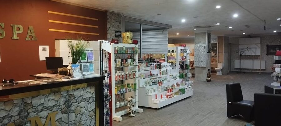 Turkish Bath and Aloevera Massage Dr. Fish with Transfers. - Aloe vera oil massage for 30 minutes